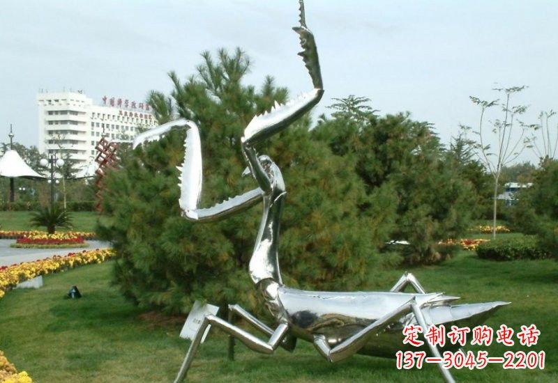 成都不锈钢螳螂雕塑艺术的精美结晶