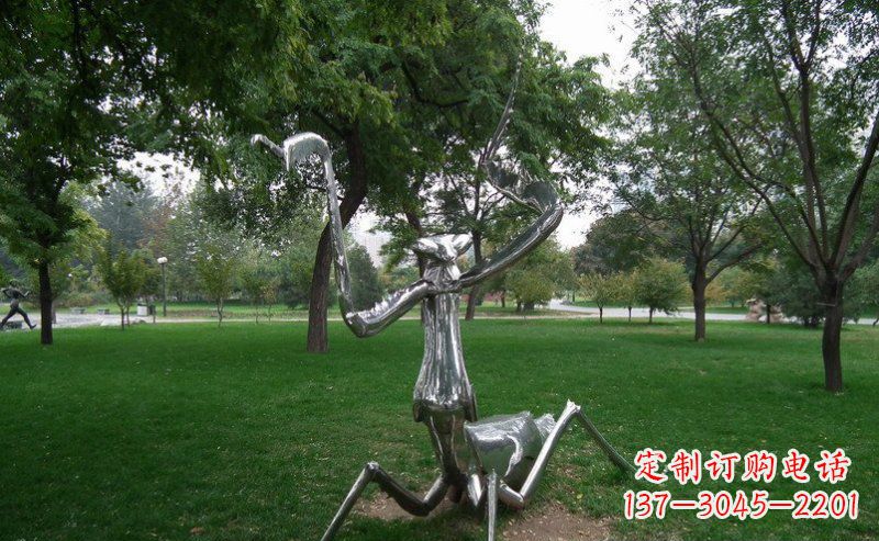 成都不锈钢螳螂古朴雅致的雕塑