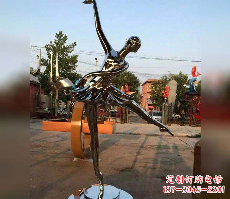 成都精美不锈钢美女雕塑