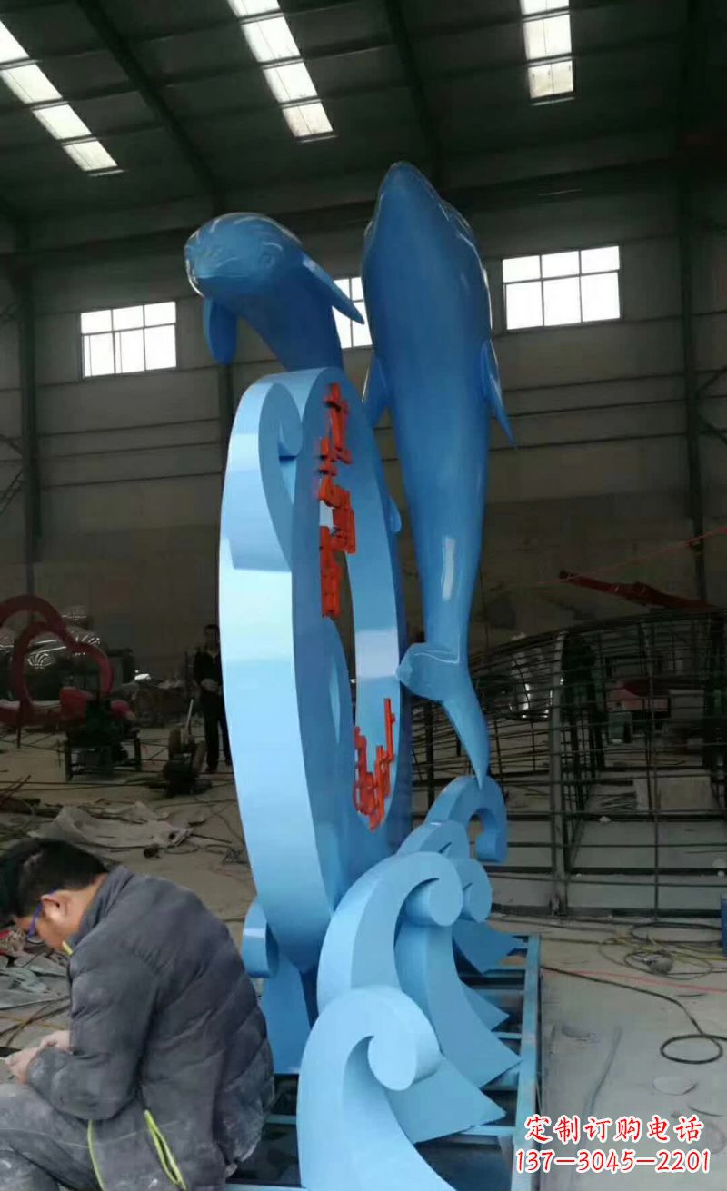 成都不锈钢海豚雕塑精致优雅的艺术品