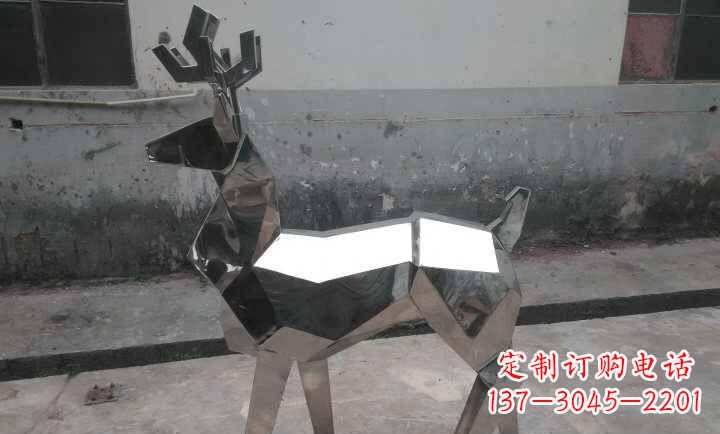 成都不锈钢小鹿石雕——雕塑中的优雅与高贵