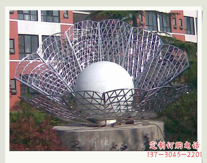成都海洋精灵不锈钢贝壳雕塑