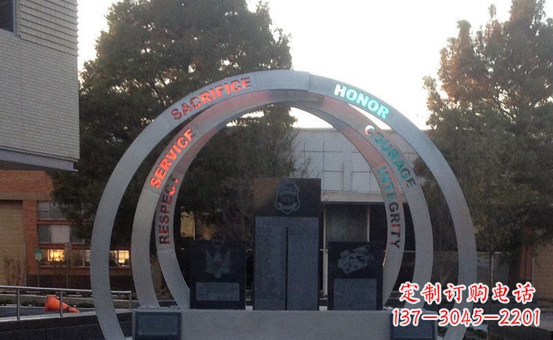 成都不锈钢艺术门圆环雕塑——精美绝伦