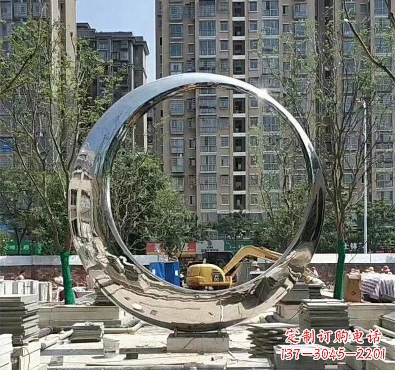 成都不锈钢艺术圆环雕塑——艺术的精粹