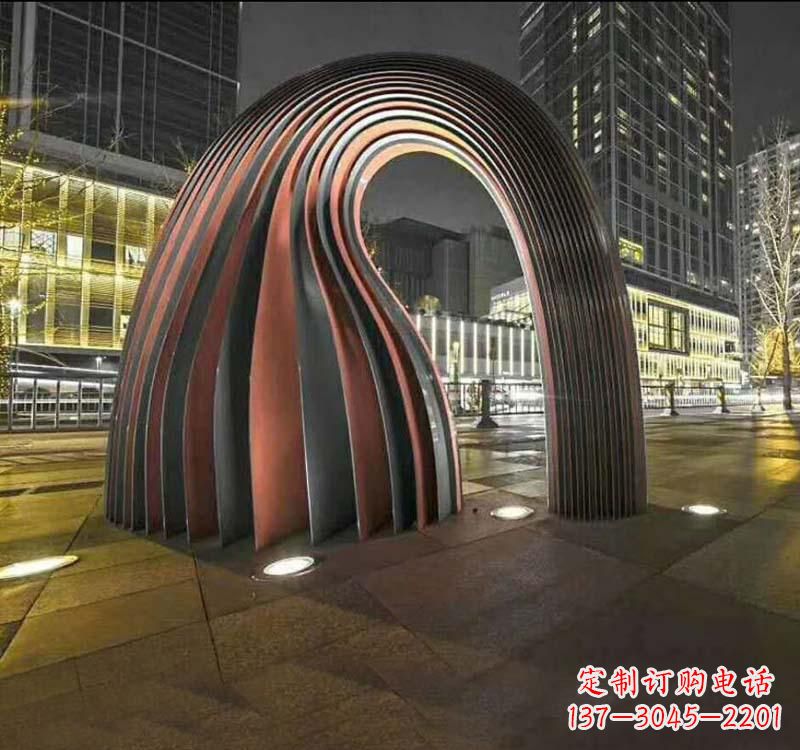 成都不锈钢异形拱门雕塑精致古典风格