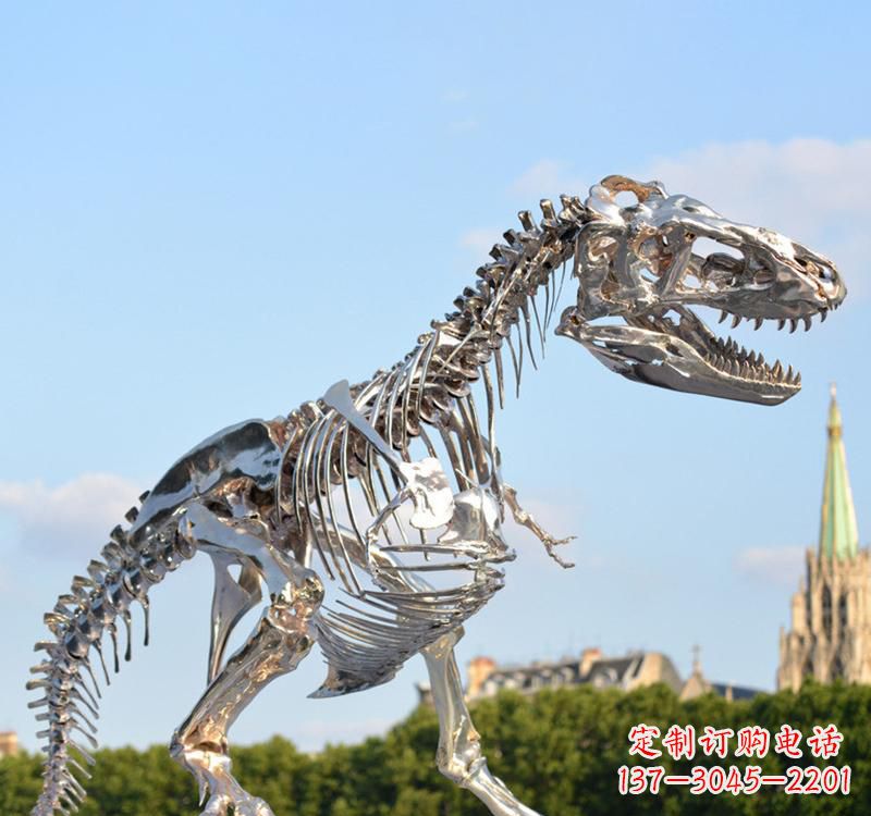 成都不锈钢恐龙雕塑精致纪念它们的存在