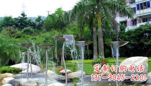成都不锈钢喷泉雕塑——艺术之美
