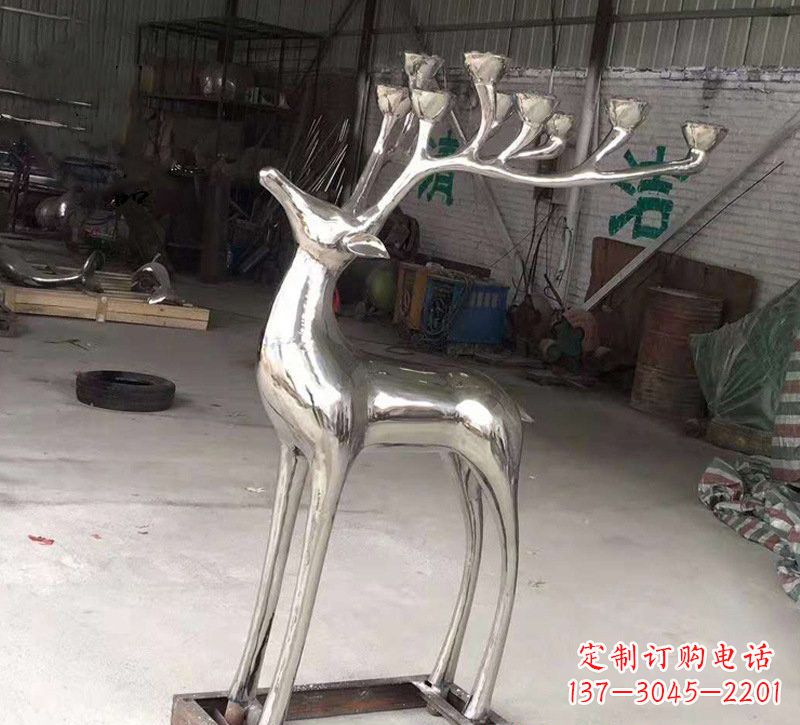 成都精美梅花鹿雕塑——点亮不锈钢烛台