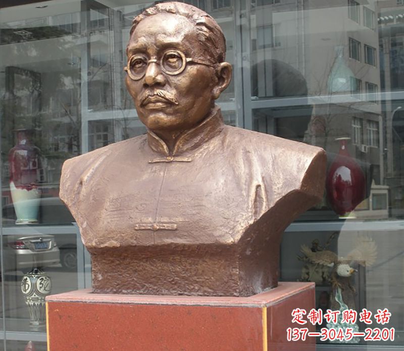 成都蔡元培雕塑传承睿智的象征