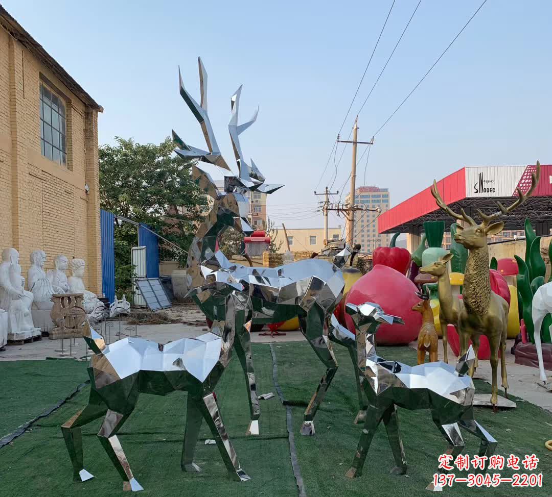 成都梅花鹿雕塑一种独特的城市装饰
