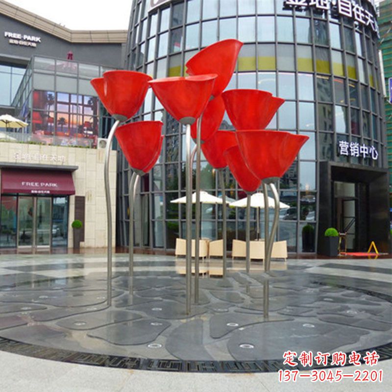 成都玫瑰雕塑点缀城市景观的绚烂之美