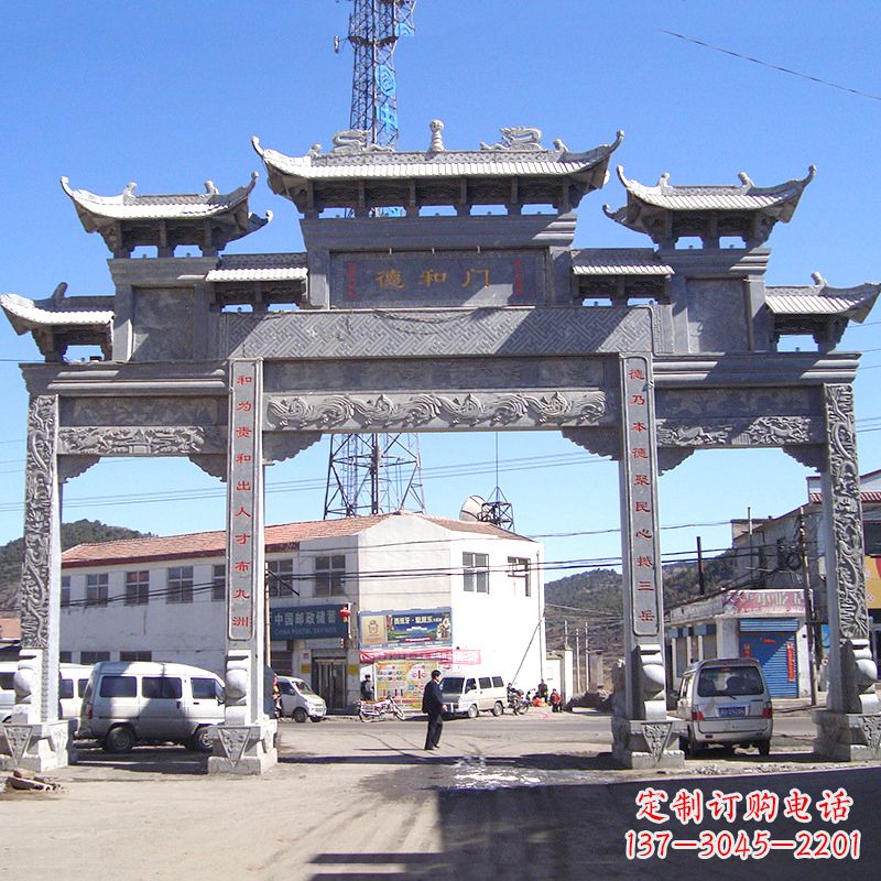 成都中国古代的牌楼雕塑——传承着历史文化的精髓