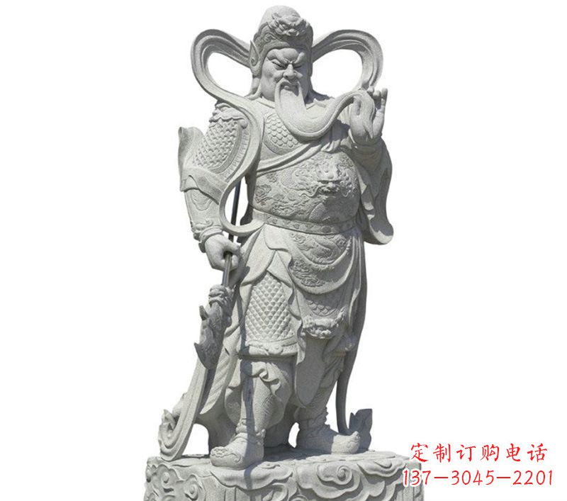 成都关公雕像象征着威武的英雄
