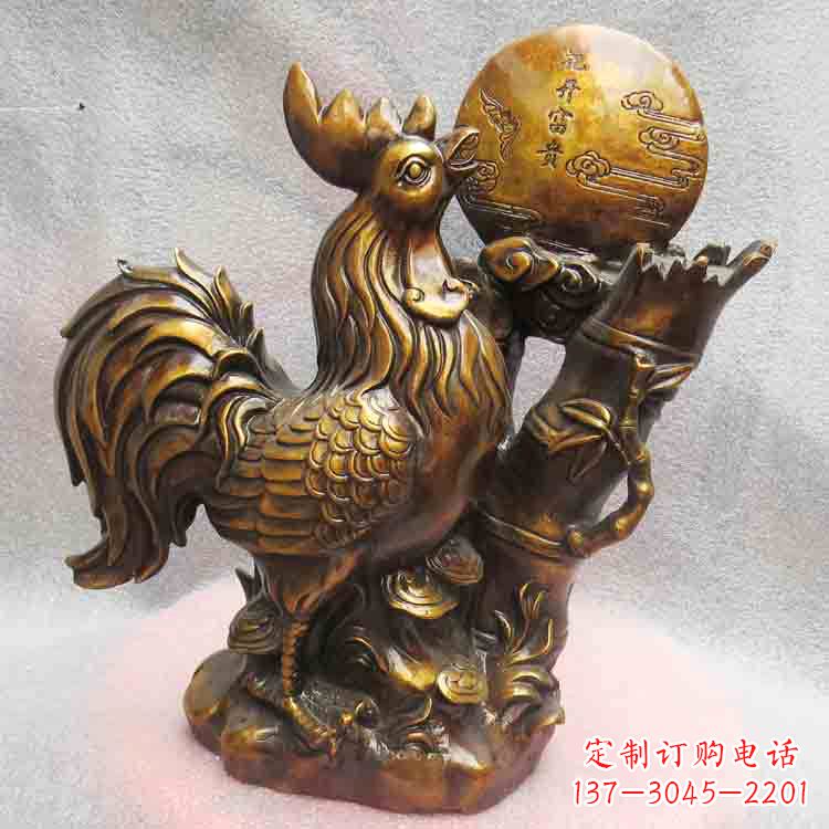 成都纯铜公鸡雕塑引领生肖动物摆件新风尚