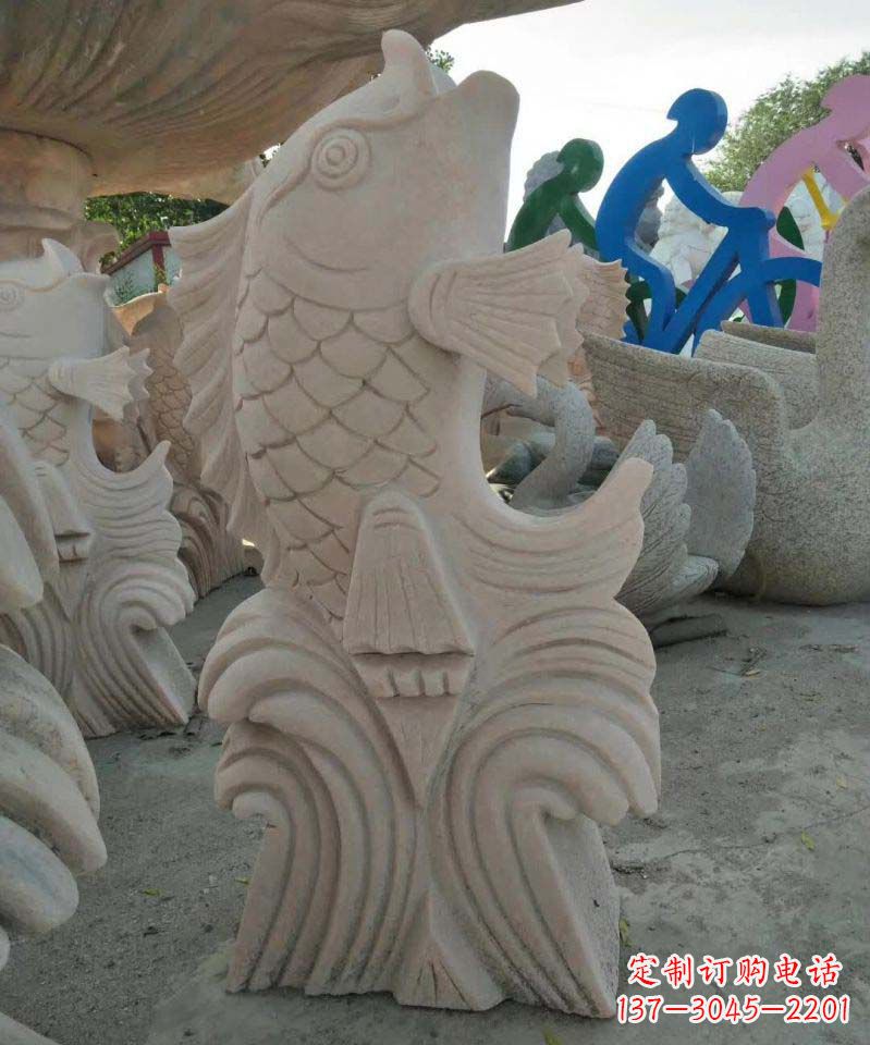 成都大理石艺术装饰绚丽多彩的鲤鱼雕塑