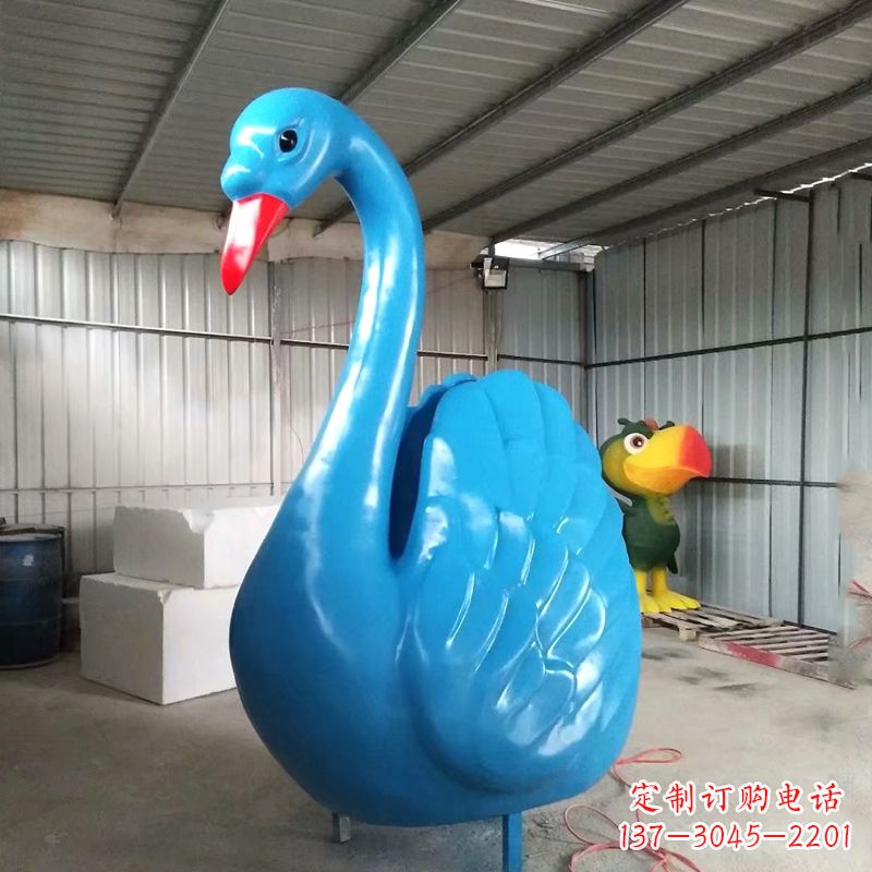 成都高雅大气的彩绘天鹅雕塑