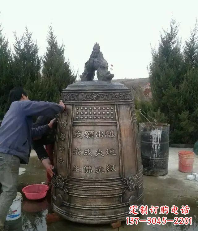 成都中领雕塑-大型铜钟寺庙铜雕