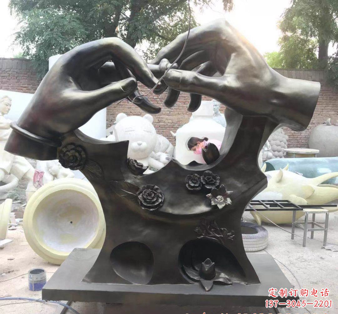 成都精美铜戒指雕塑
