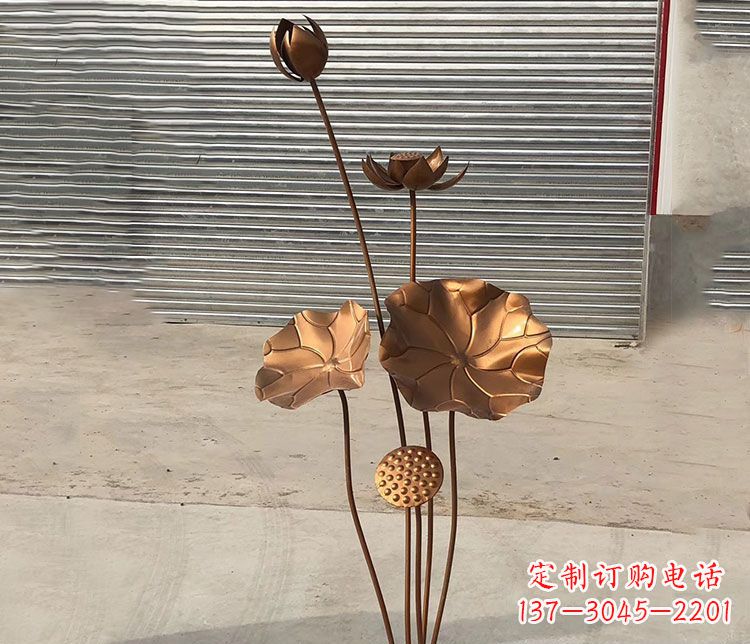 成都锻铜不锈钢荷花雕塑
