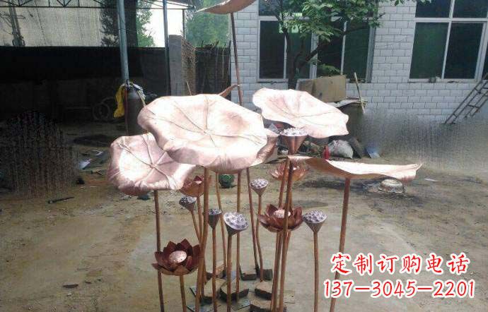 成都锻铜荷叶雕塑