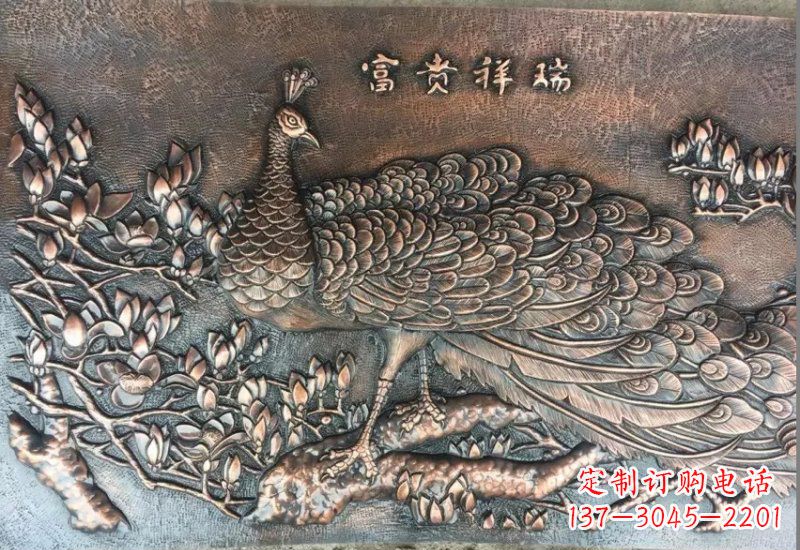 成都华丽锻铜孔雀雕塑