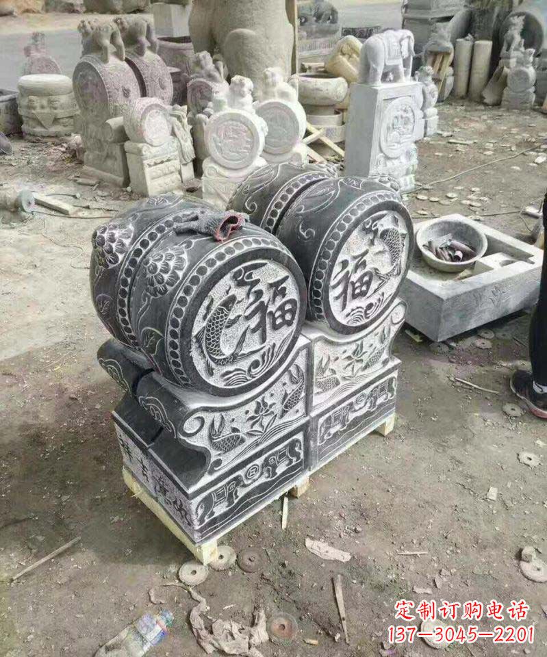 成都风格独特的福字雕塑