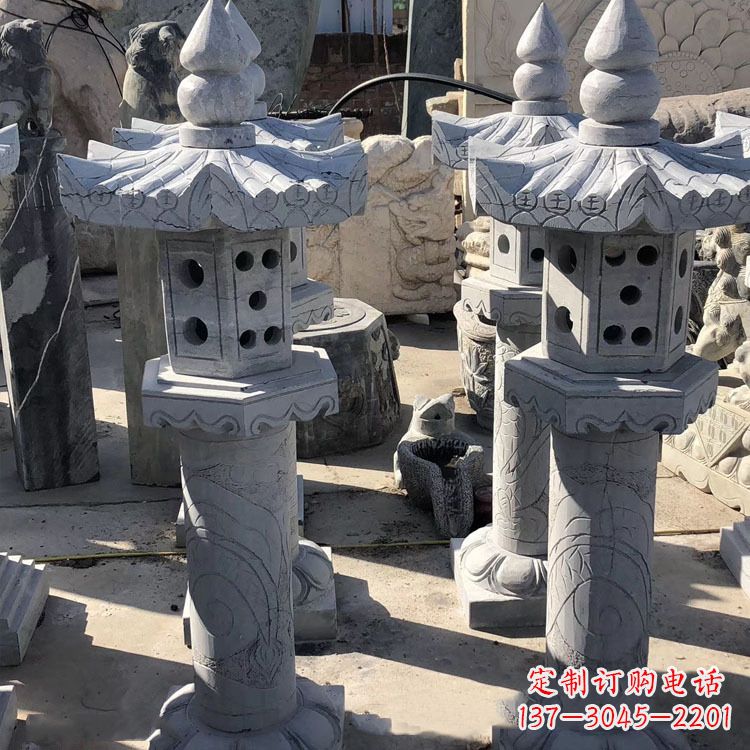 成都中式仿古青石灯笼雕塑