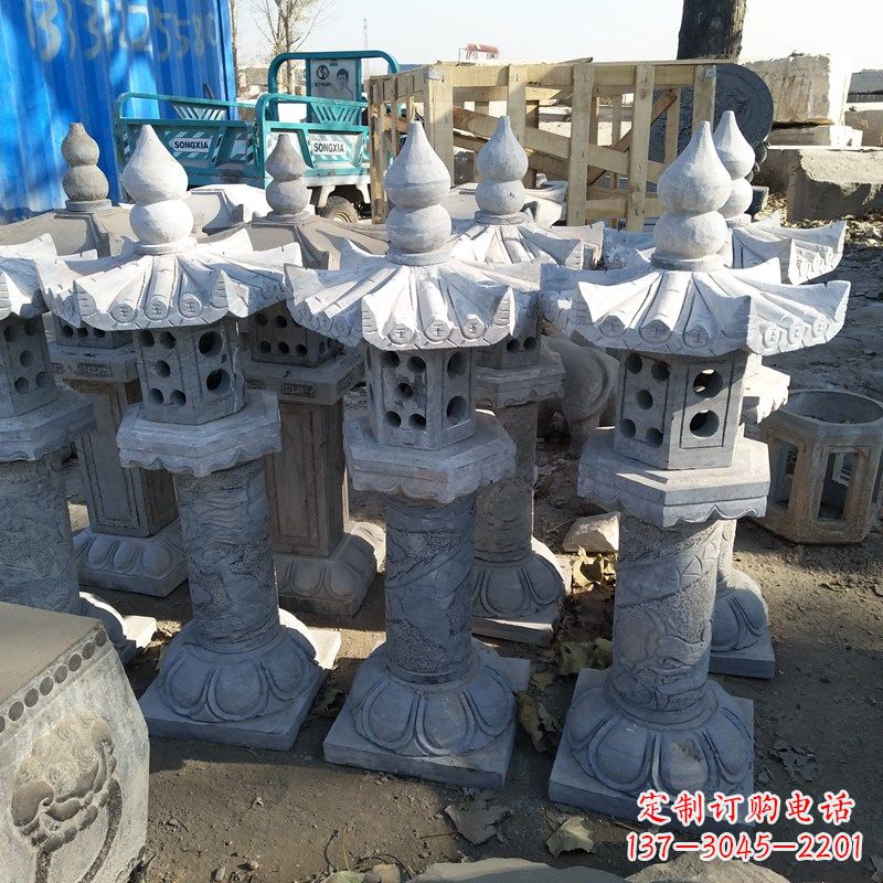 成都高墩青石中式灯笼雕塑