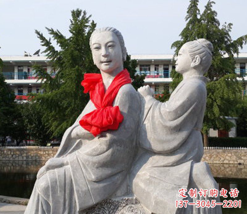 成都爱与温柔——领雕”母亲”石雕景观装饰