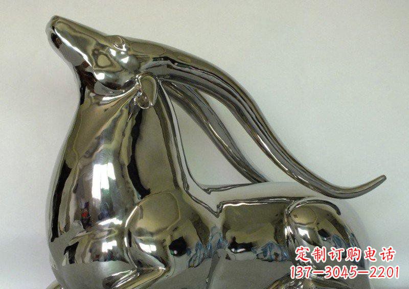 成都中领雕塑定制公园装饰不锈钢羚羊雕塑