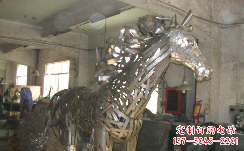 成都不锈钢抽象马动物雕塑