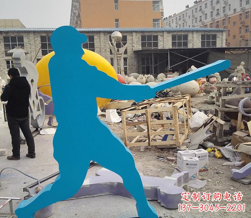 成都公园不锈钢打棒球雕塑2