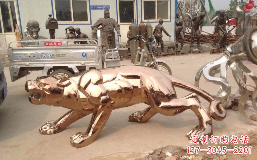 成都中领雕塑出品不锈钢动物雕塑