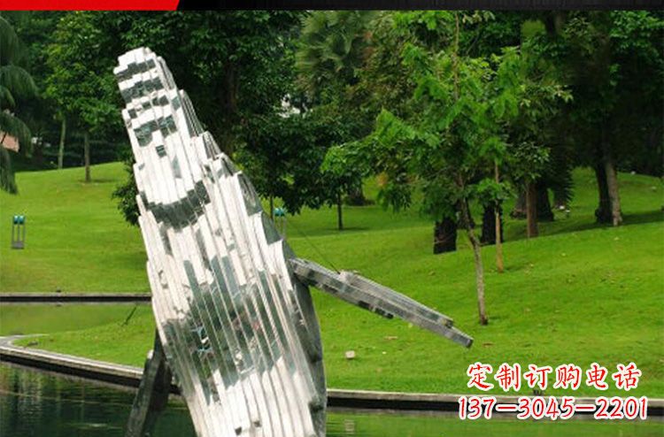 成都温馨活泼的不锈钢动物企鹅雕塑