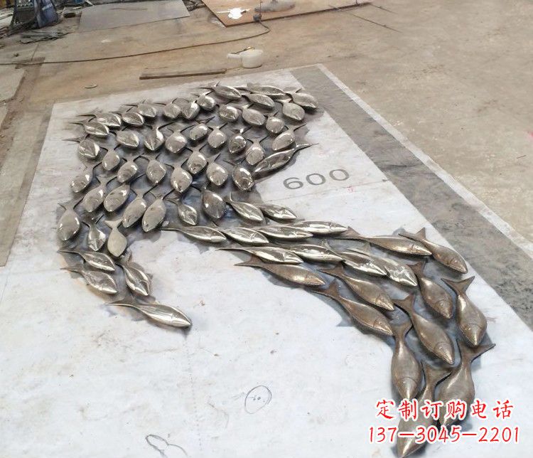 成都多彩活力的不锈钢动物雕塑