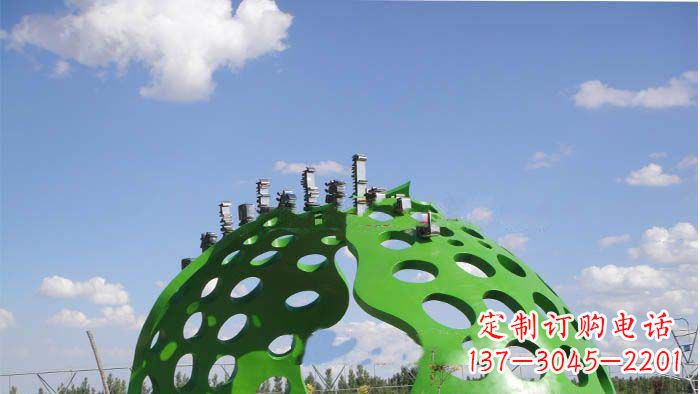 成都约克公园不锈钢镂空半圆拱门雕塑