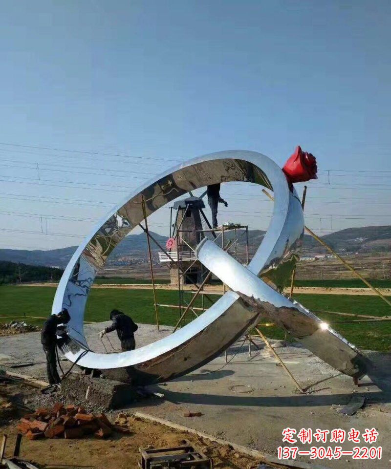 成都精美不锈钢玫瑰景观雕塑