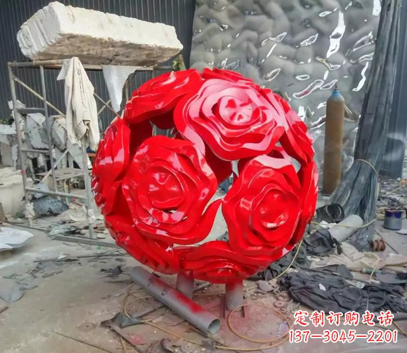 成都优雅柔美的玫瑰雕塑