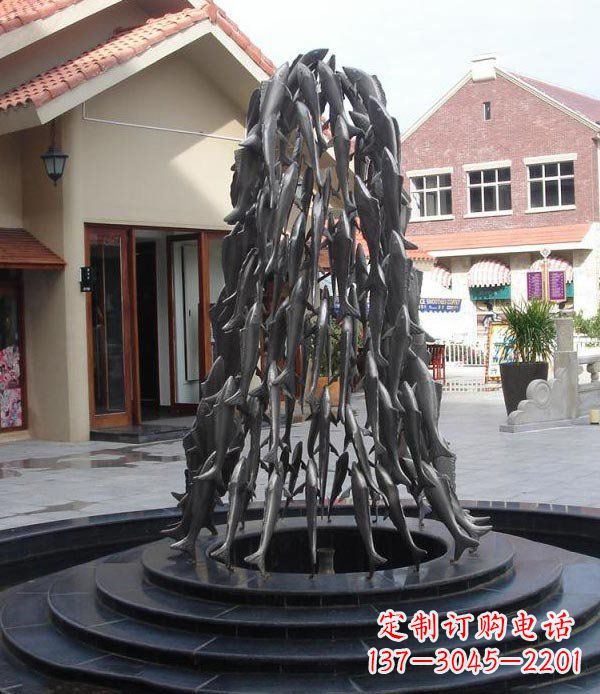 成都跃动的生命——景区向上游的鱼群喷泉雕塑