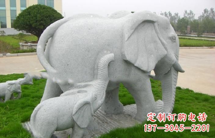 成都公园石雕母子大象