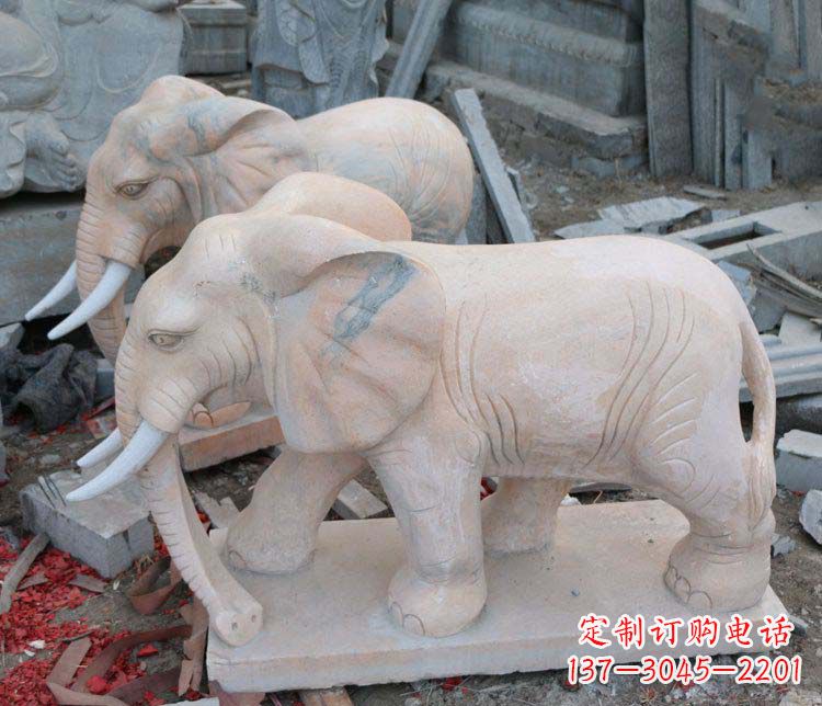 成都雕刻出令人感动的那头大象定制公园晚霞红大象动物石雕