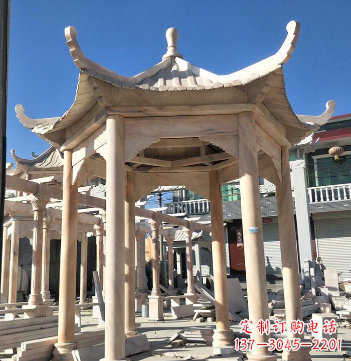 成都公园晚霞红凉亭雕塑