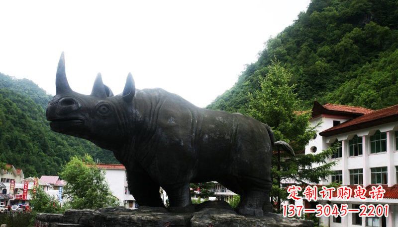成都公园犀牛石雕