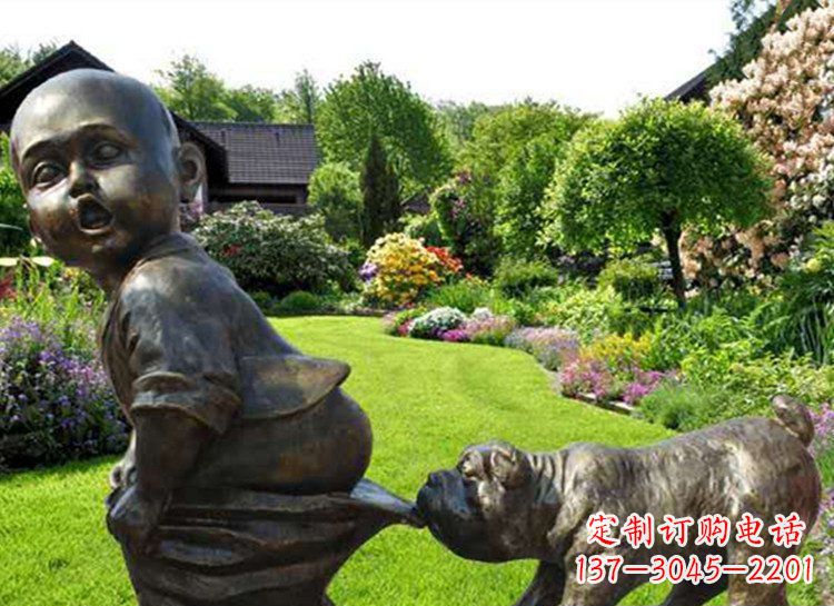 成都小孩咬小狗大雕塑