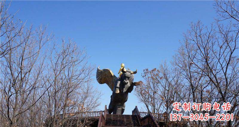 成都公园站在飞牛上的小男孩景观铜雕