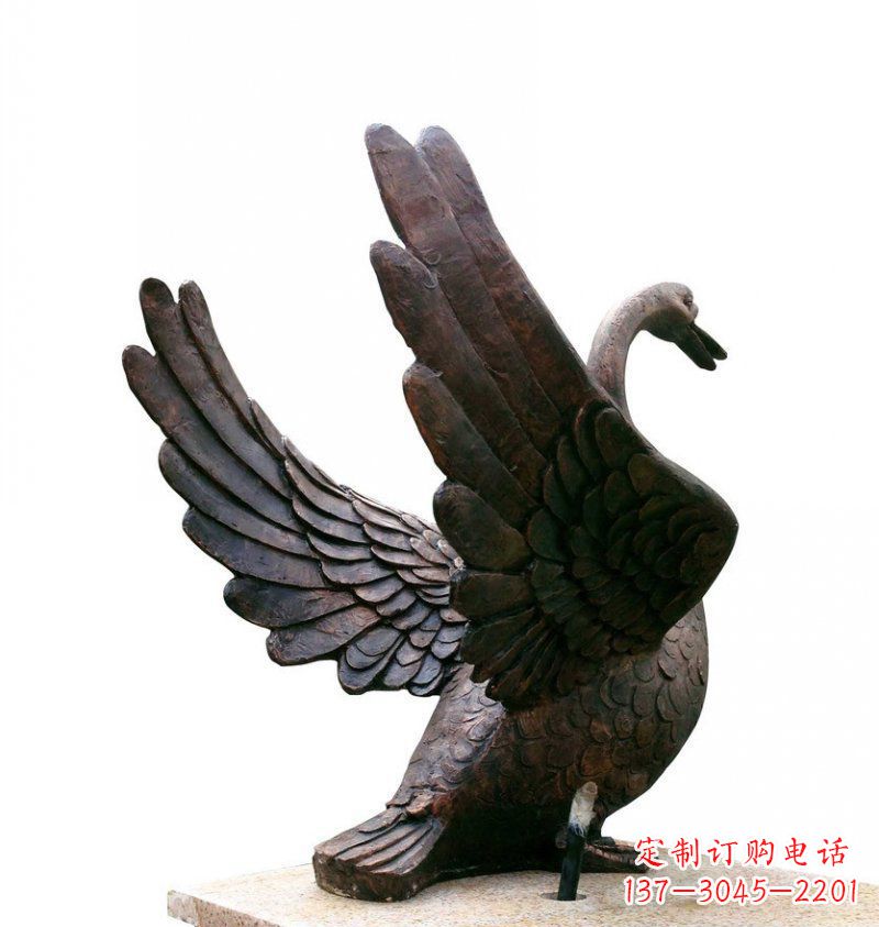 成都欣赏翱翔的天鹅铜雕