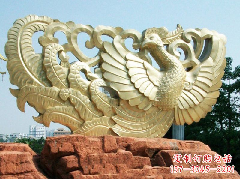 成都欣赏瑰丽的凤凰铜雕