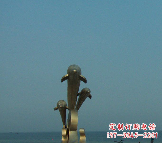 成都浪漫海豚艺术雕塑是中领雕塑为您量身定制的…