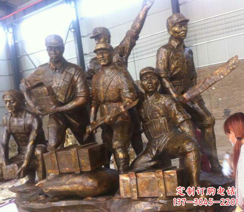 成都把热血历史纪念永久铸就——红军雕塑