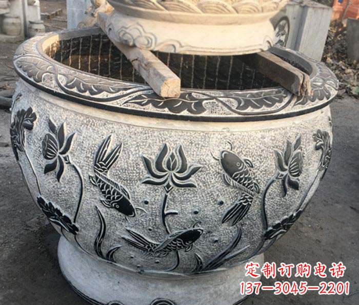 成都中领雕塑-仿古圆水缸雕塑